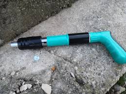 PISTOLA DE CLAVOS FULMINANTE